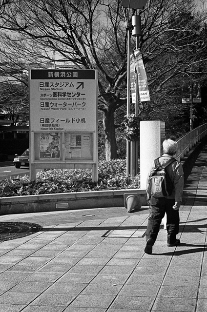 ���U���ʐ^�A���o�� f-2013.12.21Shin-yokohama-M4-Summilux50mmF1.4-400TX-042.jpg 2013.12.21<BR>�V���l<BR>M4 Summilux50mmF1.4<BR>400TX D76 1:1
