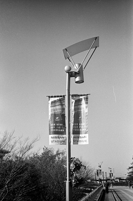 ���U���ʐ^�A���o�� f-2013.12.21Shin-yokohama-M4-Summilux50mmF1.4-400TX-059.jpg 2013.12.21<BR>�V���l<BR>M4 Summilux50mmF1.4<BR>400TX D76 1:1