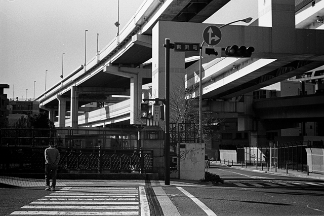 ���U���ʐ^�A���o�� f-2014.01.02Yokhama-F2-Ai50mmF1.8S-400TX-20.jpg 2014.01.02<BR>F2 Ai50mmF1.8S<BR>400TX D76 1:1