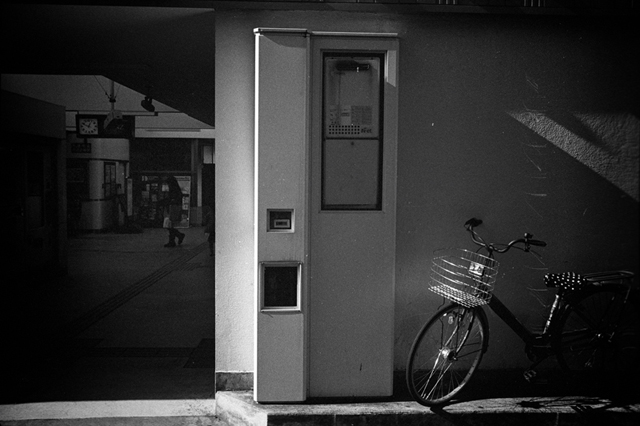 ���U���ʐ^�A���o�� f-2014.01.13Yokohama-M4-Summilux35mmF1.4-PRESTO400-D76-undiluted-074.jpg 2014.01.13<BR>���l<BR>M4 Summilux35mmF1.4<BR>PRESTO400 D76 undiluted