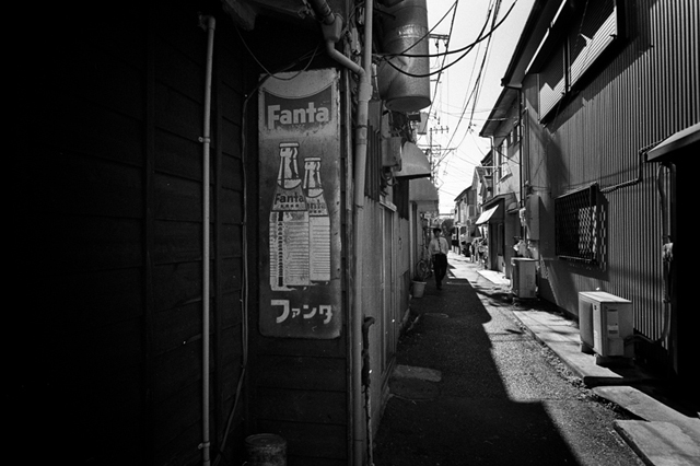 ���U���ʐ^�A���o�� f-2014.01.19Yokohama-M4-SuperAngulon21mmF4-400TX-D76-undiluted-51.jpg 2014.01.19<BR>���l<BR>M4 Super-Angulon21mmF4<BR>400TX D76 undiluted