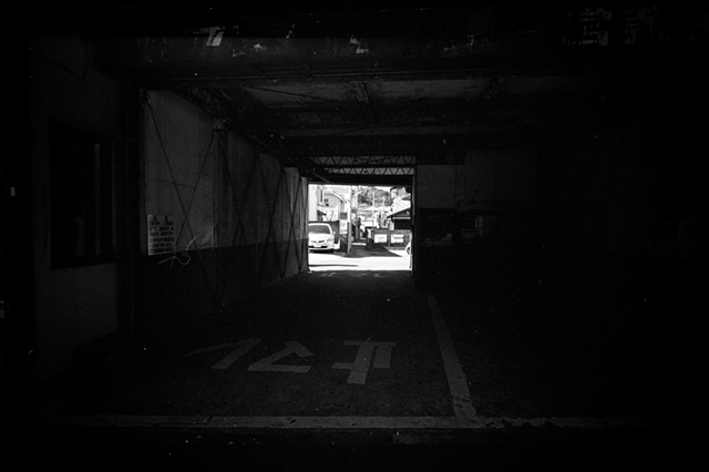 ���U���ʐ^�A���o�� f-2014.01.19Yokohama-M4-SuperAngulon21mmF4-400TX-D76-undiluted-55.jpg 2014.01.19<BR>���l<BR>M4 Super-Angulon21mmF4<BR>400TX D76 undiluted