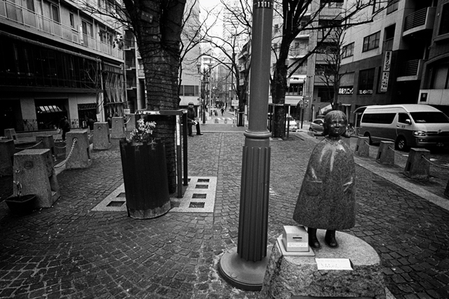 ���U���ʐ^�A���o�� f-2014.02.02Tokyo-M4-Ultron21mmF1.8-400TX-D76-undiluted-49.jpg 2014.02.02<BR>����<BR>M4 Ultron21mmF1.8<BR>400TX D76 undiluted