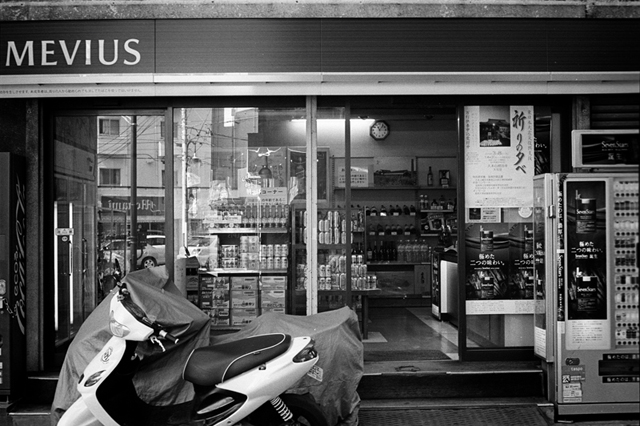 ���U���ʐ^�A���o�� f-2014.03.08Yokohama-M3-Summicron50mmF2-400TX-D76-undiluted-48.jpg 2014.03.08<BR>���l<BR>M3 Summicron50mmF2<BR>400TX D76 undiluted