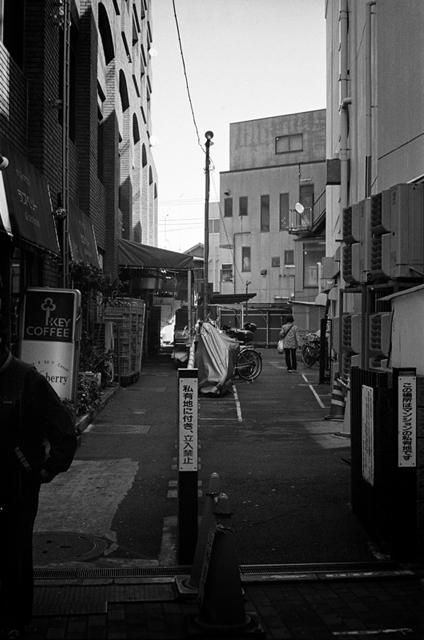 ���U���ʐ^�A���o�� f-2014.03.08Yokohama-M3-Summicron50mmF2-400TX-D76-undiluted-68.jpg 2014.03.08<BR>���l<BR>M3 Summicron50mmF2<BR>400TX D76 undiluted