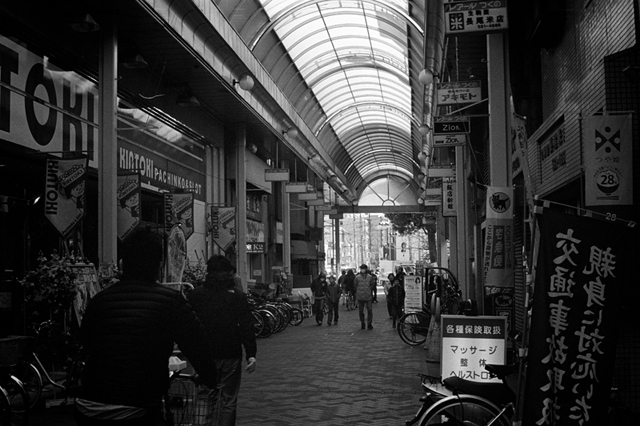 ���U���ʐ^�A���o�� f-2014.03.08Yokohama-M3-Summicron50mmF2-400TX-D76-undiluted-77.jpg 2014.03.08<BR>���l<BR>M3 Summicron50mmF2<BR>400TX D76 undiluted