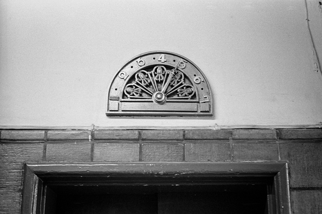 ���U���ʐ^�A���o�� f-2014.03.09Tokyo-M3-Summicron50mmF2-400TX-D76-undiluted-36.jpg 2014.03.09<BR>����<BR>M3 Summicron50mmF2<BR>400TX D76 undiluted