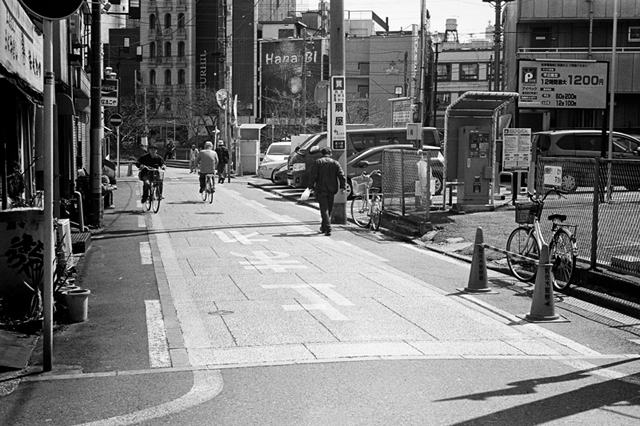 ���U���ʐ^�A���o�� f-2014.03.16Yokohama-M3-Summicron50mmF2Rigid-400TX-D76-undiluted-026.jpg 2014.03.16<BR>���l<BR>M3 Summicron50mmF2Rigid<BR>400TX D76 undiluted