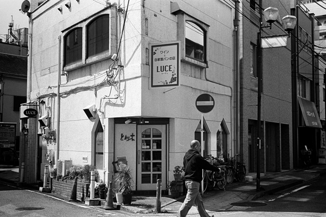 ���U���ʐ^�A���o�� f-2014.03.16Yokohama-M3-Summicron50mmF2Rigid-400TX-D76-undiluted-043.jpg 2014.03.16<BR>���l<BR>M3 Summicron50mmF2Rigid<BR>400TX D76 undiluted