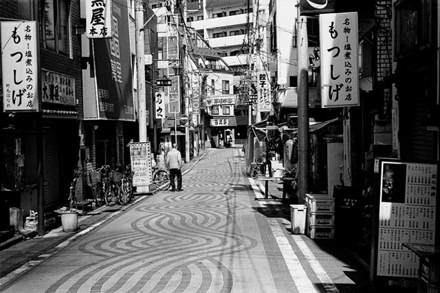 ���U���ʐ^�A���o�� f-2014.03.16Yokohama-M3-Summicron50mmF2Rigid-400TX-D76-undiluted-064.jpg 2014.03.16<BR>���l<BR>M3 Summicron50mmF2Rigid<BR>400TX D76 undiluted