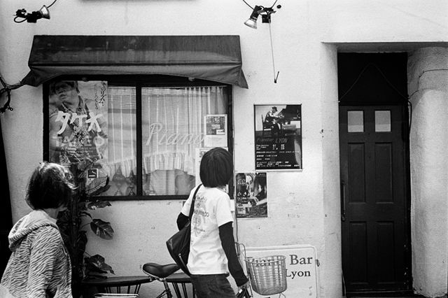 ���U���ʐ^�A���o�� f-2014.03.16Yokohama-M3-Summicron50mmF2Rigid-400TX-D76-undiluted-073.jpg 2014.03.16<BR>���l<BR>M3 Summicron50mmF2Rigid<BR>400TX D76 undiluted
