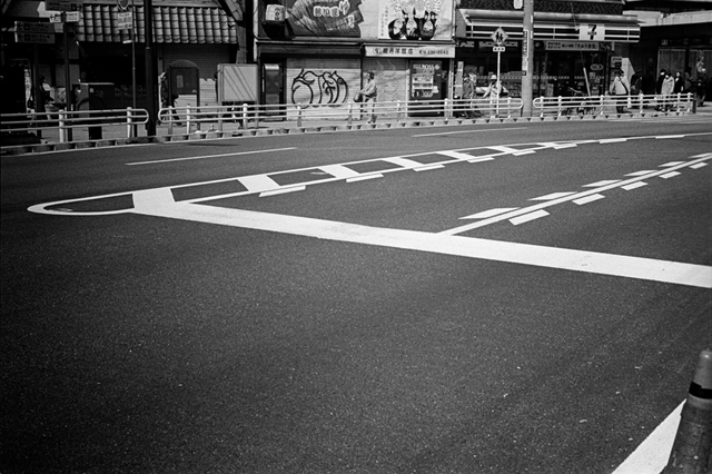 ���U���ʐ^�A���o�� f-2014.03.16Yokohama-M3-Summicron50mmF2Rigid-400TX-D76-undiluted-092.jpg 2014.03.16<BR>���l<BR>M3 Summicron50mmF2Rigid<BR>400TX D76 undiluted