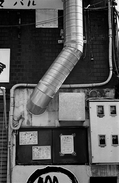 ���U���ʐ^�A���o�� f-2014.03.16Yokohama-M3-Summicron50mmF2Rigid-400TX-D76-undiluted-093.jpg 2014.03.16<BR>���l<BR>M3 Summicron50mmF2Rigid<BR>400TX D76 undiluted