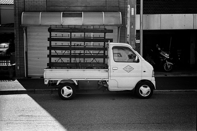 ���U���ʐ^�A���o�� f-2014.03.21Yokohama-M3-Summicron50mmF2Rigid-400TX-D76-undiluted-28.jpg 2014.03.21<BR>���l<BR>M3 Summicron50mmF2Rigid<BR>400TX D76 undiluted