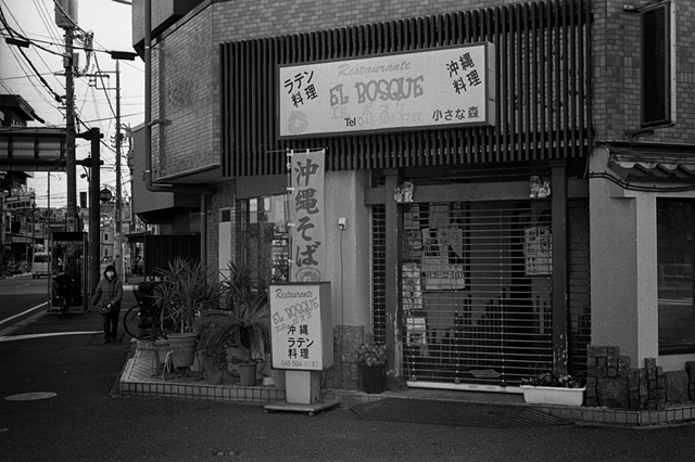 ���U���ʐ^�A���o�� f-2014.03.21Yokohama-M3-Summicron50mmF2Rigid-400TX-D76-undiluted-33.jpg 2014.03.21<BR>���l<BR>M3 Summicron50mmF2Rigid<BR>400TX D76 undiluted